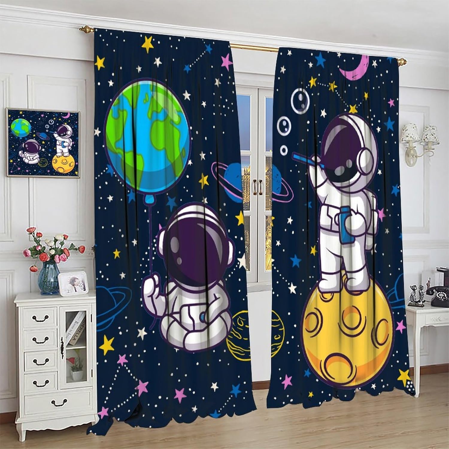 ستارة نافذة بتصميم الفضاء الخا - مراجعة Science Nursery وسعره